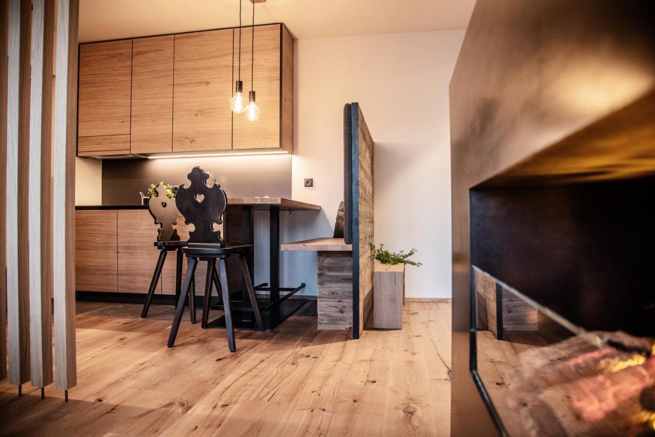 Appartement- Und Wellnesshotel Winkler ฟัลเซส ภายนอก รูปภาพ
