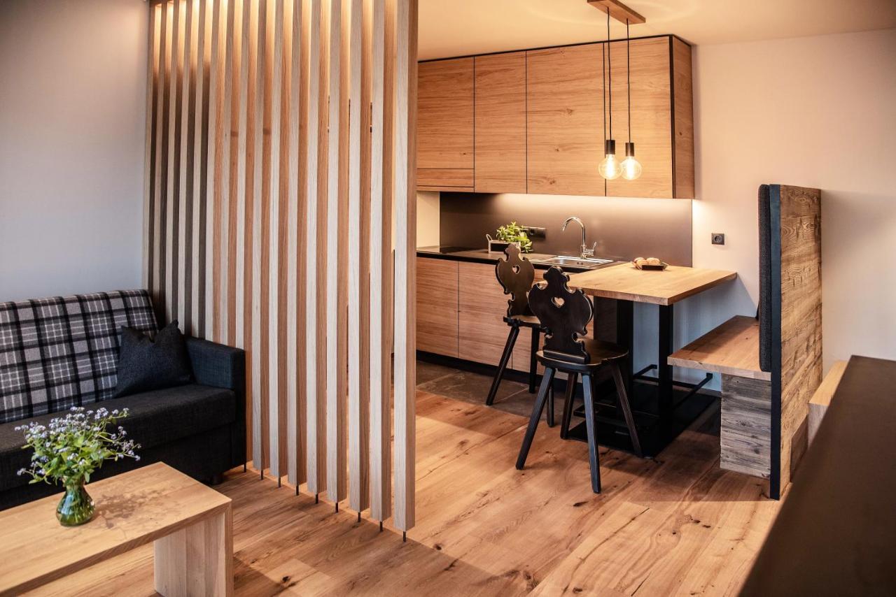Appartement- Und Wellnesshotel Winkler ฟัลเซส ภายนอก รูปภาพ