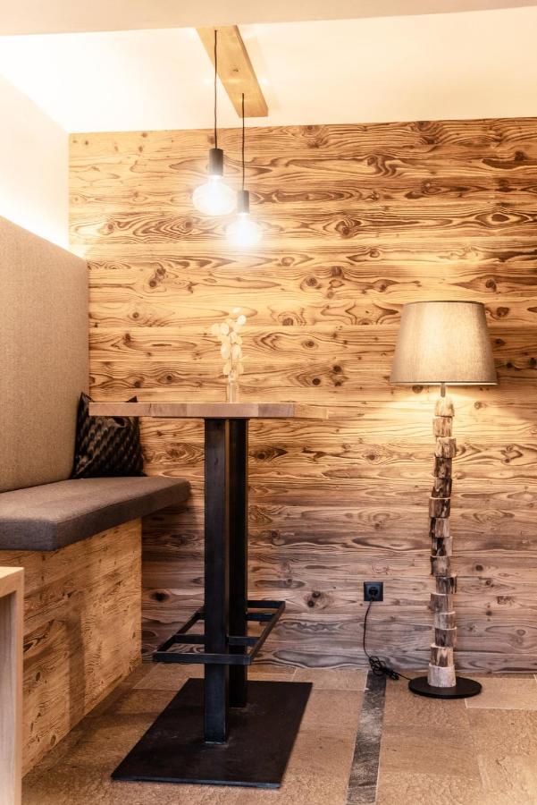 Appartement- Und Wellnesshotel Winkler ฟัลเซส ภายนอก รูปภาพ